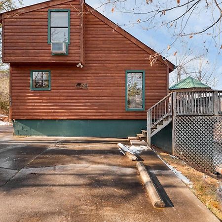 Fontana By Avantstay Gorgeous Mountain Cabin W Views Hot Tub Game Room Gatlinburg Eksteriør billede