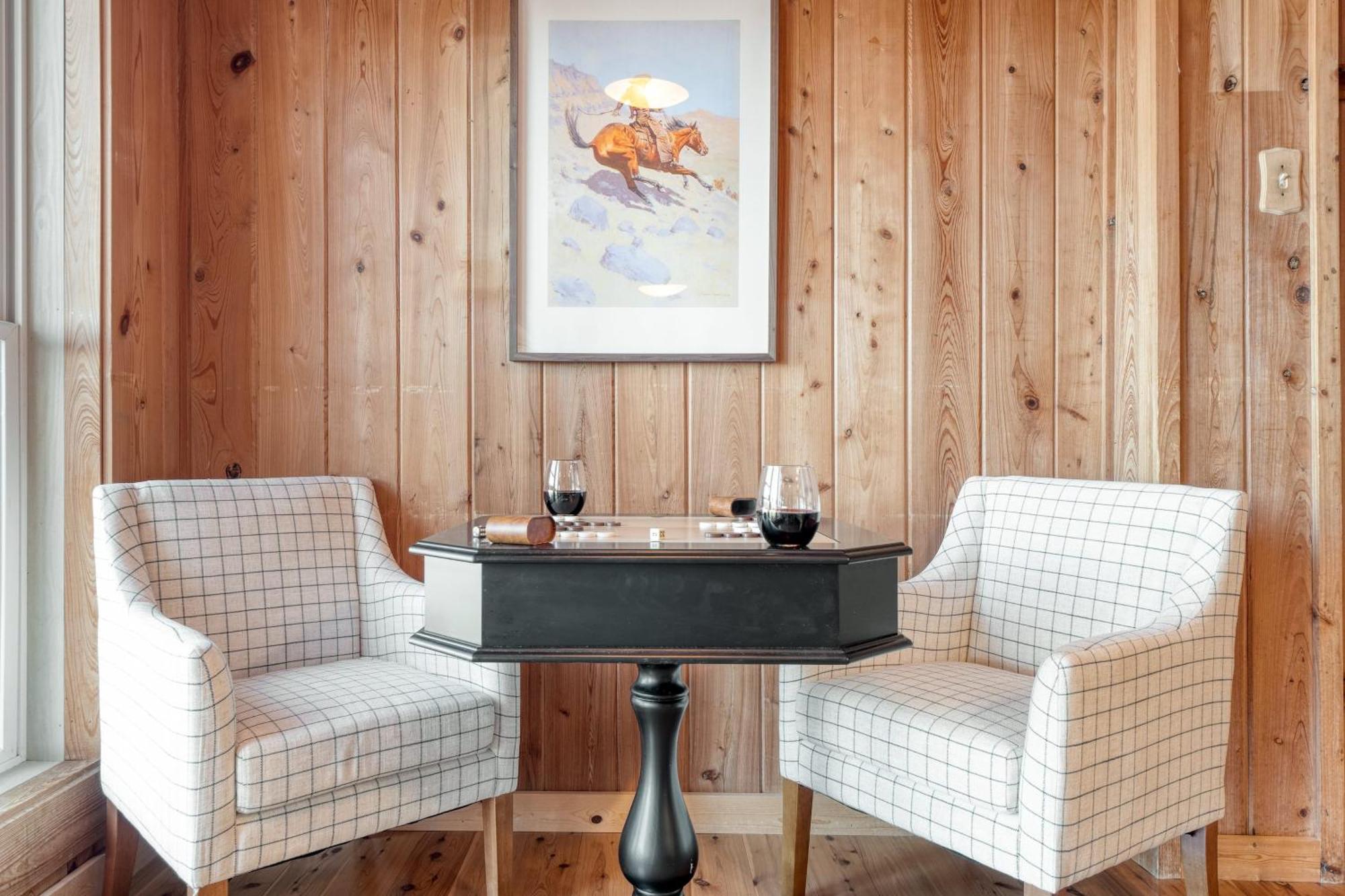 Fontana By Avantstay Gorgeous Mountain Cabin W Views Hot Tub Game Room Gatlinburg Eksteriør billede