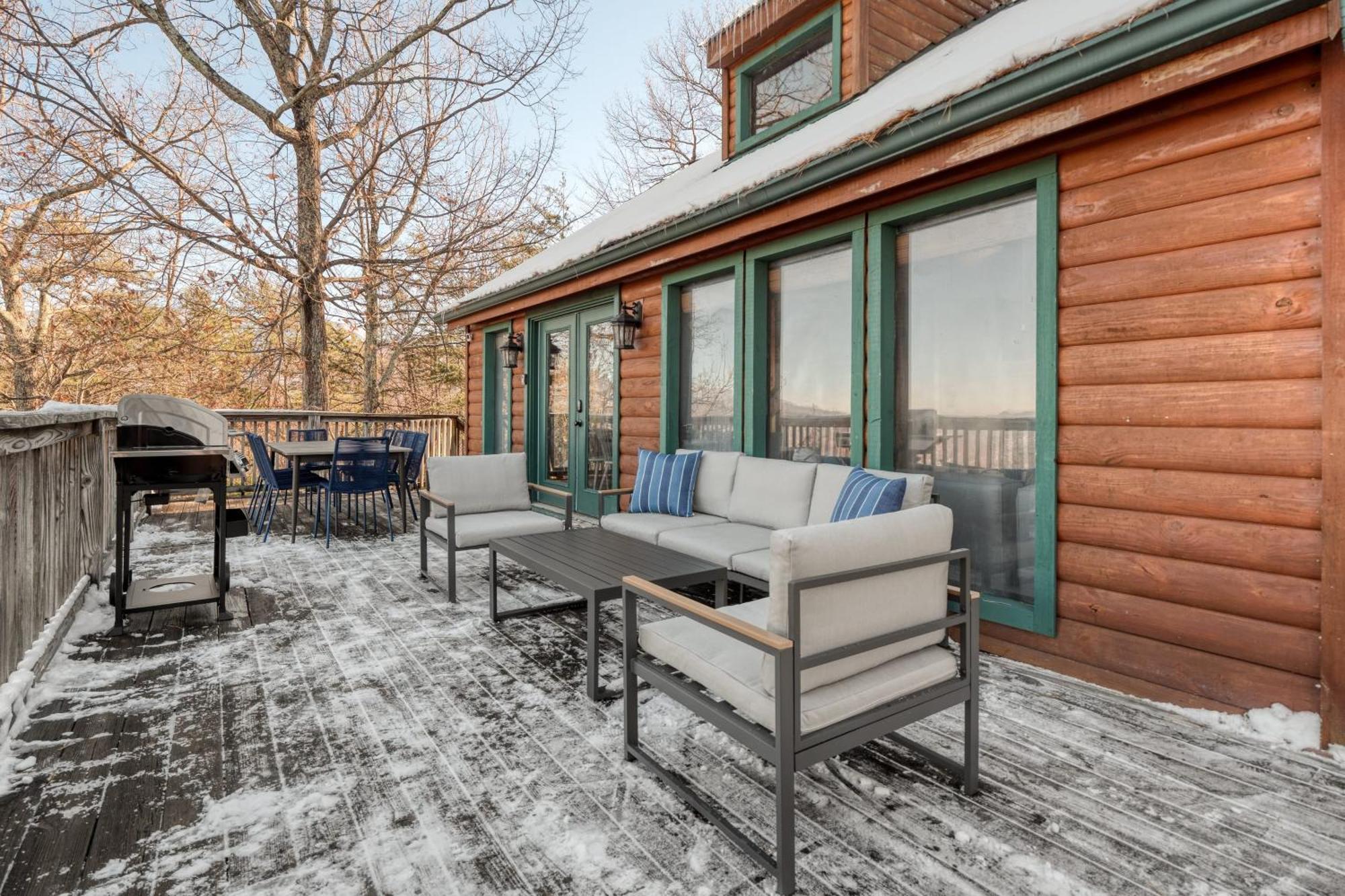 Fontana By Avantstay Gorgeous Mountain Cabin W Views Hot Tub Game Room Gatlinburg Eksteriør billede